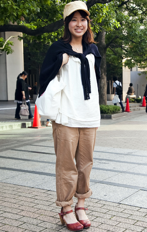04156 23歳 女性 会社員(メーカー)