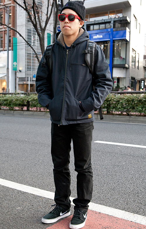 04367 19歳 男性 会社員(自動車保守点検)