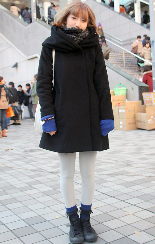 04754 20歳 女性 大学2年生(服飾)