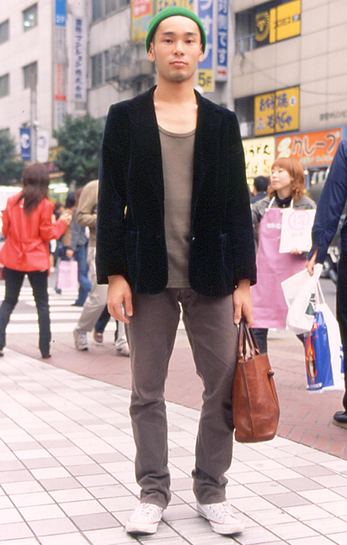 01120 19歳 男性 大学1年生(経営)