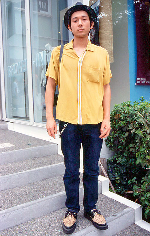 01346 23歳 男性 会社員(スタジオマン)