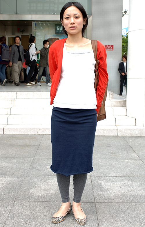 01564 22歳 女性 大学4年生(グラフィックデザイン)