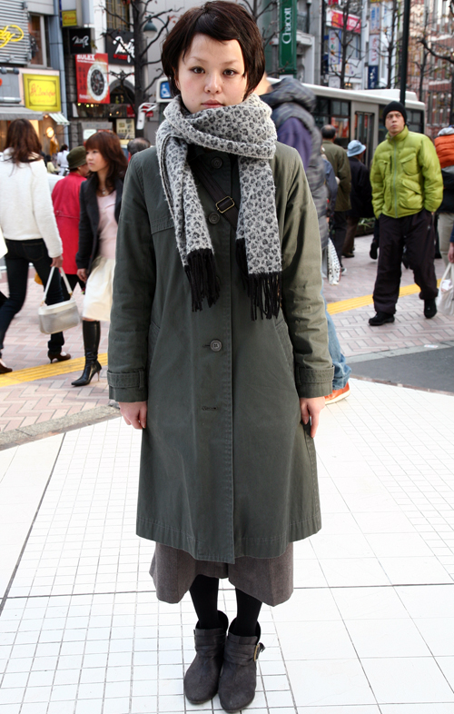 02298 21歳 女性 大学3年生(歴史)