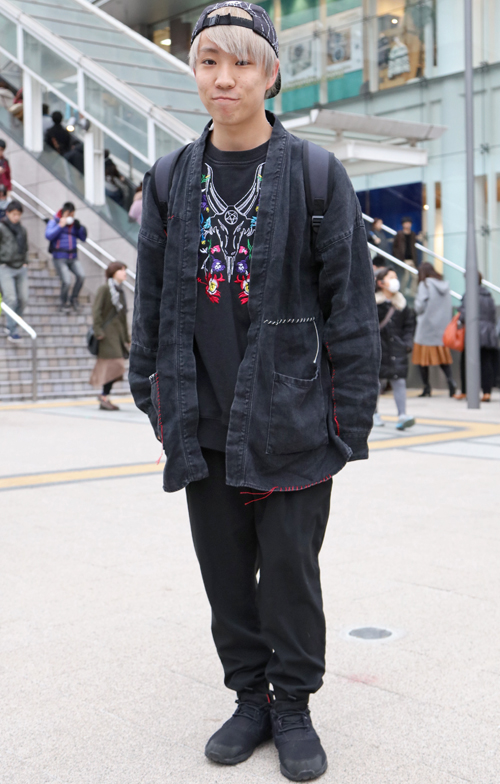 06738 19歳 男性 大学1年生(文学)