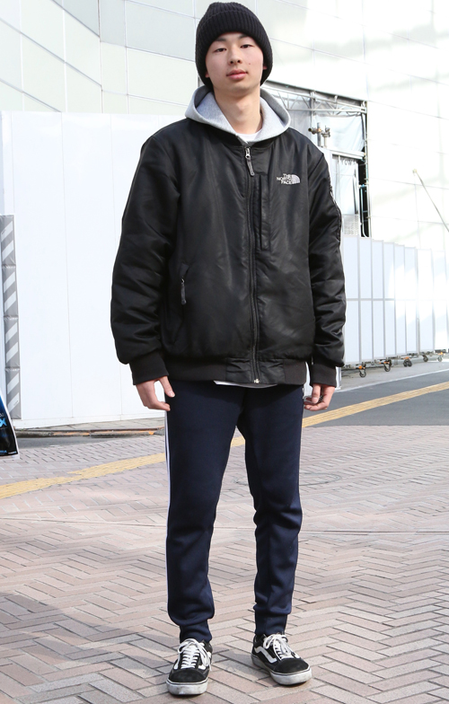 06744 19歳 男性 専門学校1年生(公務員コース)