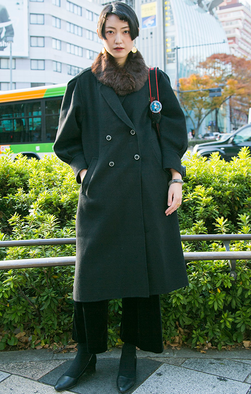 07077 25歳 女性 大学院1年生（写真）