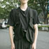 定点観測,ストリートファッション,ストリートスナップ,ファッションスナップ,across,アクロス,streetsnap,東京,tokyo,渋谷,shibuya,新宿,shinjuku,原宿,harajuku,fashion,snap,streetsnap,street,style,streetstyle,黒,ブラック,black,モノトーン,オールブラック,カラス族,パンツ,黒パンツ,黒ボトム,スキニー,ブラックデニム,ワイドパンツ,トラックパンツ,サイドライン,黒トップス,モード,ヨウジヤマモト,Y-3,スポーツミックス,オールインワン,サスペンダー,インクコーデ,レイヤード,ハーフパンツ,スラックス,ハイウエスト,ポリエステル