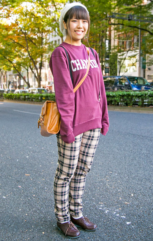 07427 19歳 女性 大学1年生(理工学)