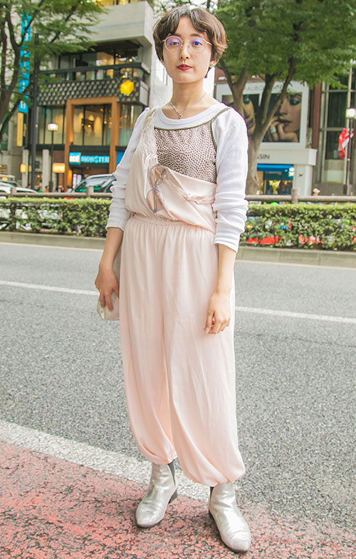 07679 21歳 女性 大学4年生(デザイン)