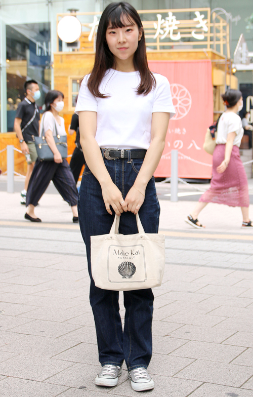 07954 21歳 女性 大学4年生(法学)