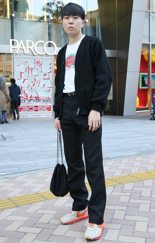 08326 23歳 男性 会社員(IT)