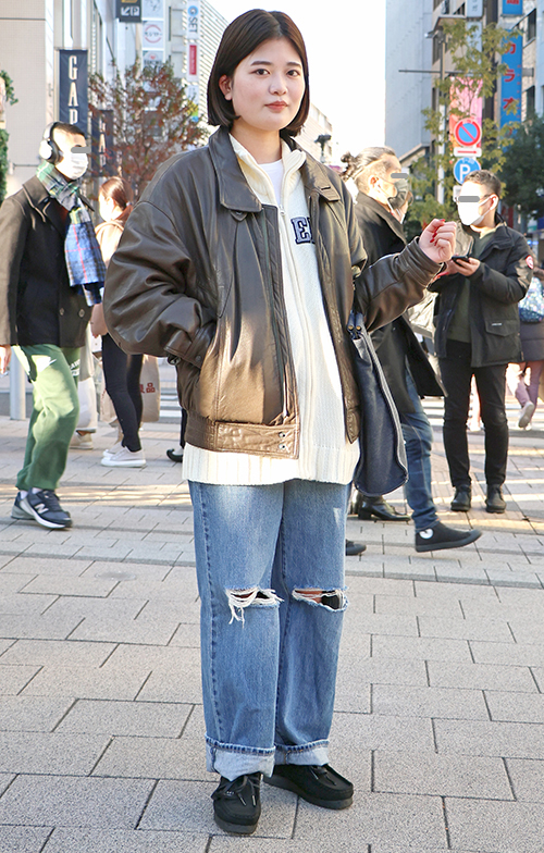 08413 20歳 女性 大学2年生(文学)