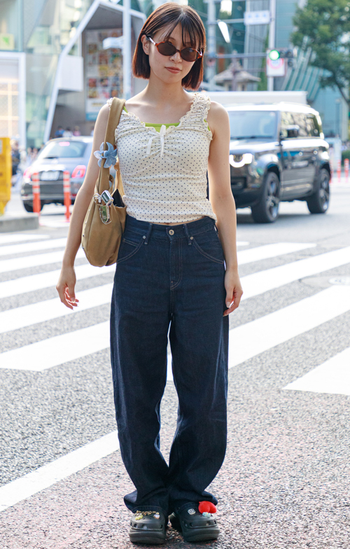 09690 19歳 女性 専門学校2年生(美容)