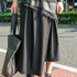定点観測,ストリートファッション,ストリートスナップ,ファッションスナップ,across,アクロス,全身黒コーデ,オールブラック,オール黒,上下黒,黒×黒,モード系,カラス族,ワントーンコーデ,シンプル,オールブラックコーディネート,オールインワン,スーチング,ワンピース,