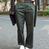 定点観測,ストリートファッション,ストリートスナップ,ファッションスナップ,across,アクロス,streetsnap,fashion,snap,street,コーディネート,着こなし,スタイル,ジャケット,コート,アウター,カーディガン,マント,肩掛け,寅さんルック,寅さん掛け,寅さんスタイル,パンツ,黒,ジーユー,タックパンツ,