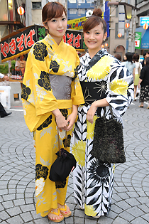 ストリートファッション マーケティング across