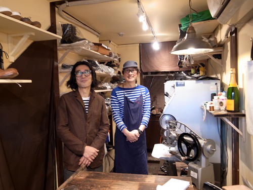 シューズデザイナー勝川永一らが手がける、靴と鞄の修理店が大橋にオープン