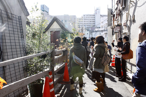 the across,シモキタ,下北沢,フィールドワーク,ちょうどいいまち,ゆるタウン,若者,カルチャー,メディア,まち,アクロス,across,ライブハウス,古着屋,書店,NEW YORK JOE,B&B,再開発,july books,北口,一番街,カフェ,七月書房,東洋百貨店,ストリート,コンサバ,くるり,小田急,ソフト,ユースカルチャー,カルチャー,渋谷,コミュニティ,ストリート