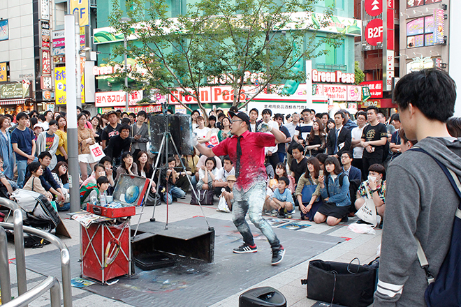 ベスパ,バイク,ファッション,花柄,fashion,ブーム,渋谷,新宿,原宿,プロジェクト,公園通り,神南,古着,デニム,坂,ミックス,スーパーカー,ロフト,丸井,紀伊国屋書店前,デザイナー,考現学,shibuya,shinjuku,harajuku,まち,街,ストリート,訪日外国人,路上観察