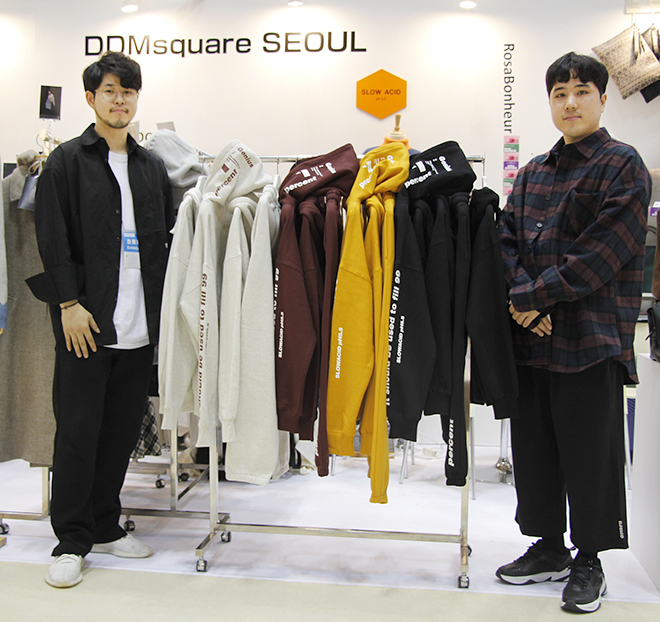korean,fashion,韓国,インディーブランドフェア,日本,アクロス,取材,中国,SPA,STYLENANDA,バッグ,靴,シンガポール,マレーシア,レッグウエア,韓国ファッション協会,EC,インディーブランド,シーン,東大門,ストリート系ブランド,ashionshow,ファッションショー,展示会,DDM,seoul,square,ソウル,ファッション,韓国,ファッションワールド,合同展示会,カロスキル,東大門,トンデンモン,シンサドン,韓国デザイン財団,ソウルデザイン財団,デザイン,jupiter opera,DDM SQUARE SEOUL,demarc,jeneral eve,spring bom,rainbow,b blis,philocaly,rosabonheur,slowacid,thankyougod,CEO,koreanfashion,runway,catwalk,second hotel,stand by me,peopl’s,the couple,dean,dean,47B.Ag,オンラインショップ,MAGIC,IFFMAGIC、KENZO,大型展示会,ファッションビジネス,インキュベーション,日本市場,日本ファッション市場
