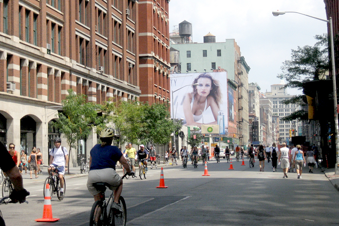 NY,NYC,New York,ニューヨーク,ハイライン,high line, ウォーカブル, シッタブル, citi bike, 高架, ひと, 都市, コード, 都市論, コード論, 自転車, 主役, 街, イノベーション, 開発, 都市回帰, マンハッタン,ブルックリン, シェア,　アメニティ, summer street